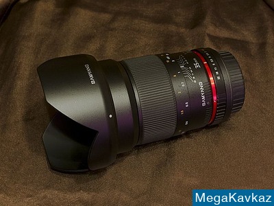 . Samyang 35mm f/1.4 ED AS UMC Canon EF 
